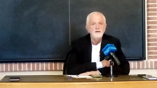 نشست خبری دکتر حسین روازاده پدر طب ایرانی اسلامی با اصحاب رسانه پیرامون ابطال پروانه طبابت