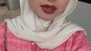 نمونه کار 1،طرف هفتاد قلم ارایش کرده،اهنگایی گوش میده ک حرامه(فوش میدن:/)بعد حجاب گرفته::)))