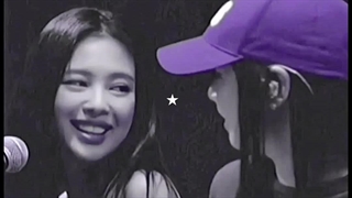 نمیشه‌جای‌گل‌رزا‌تورو‌از‌باغچه‌بچینم ؟! .