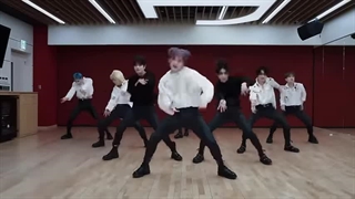 رقص آهنگ maniac از استری کیدز 