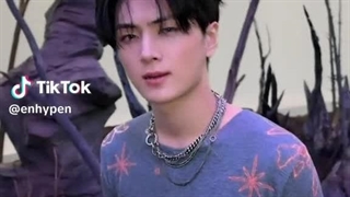 پسرای بد؟! ... نخیر ......پسرای کیوت.... می دونم دسترسی همتون محدود شده تا جا دارم امروز میزارم براتون ... عیدتون هم مبارک...