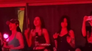 اعضای بیبی مانستر در کنسرت بلک پینک ذوقققققق(چیکیتا آسا و آهیون)