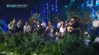 اجرای اهنگ whistle و TT همراه با رزی بلک پینک ، چانیول اکسو و جیهیو توایس